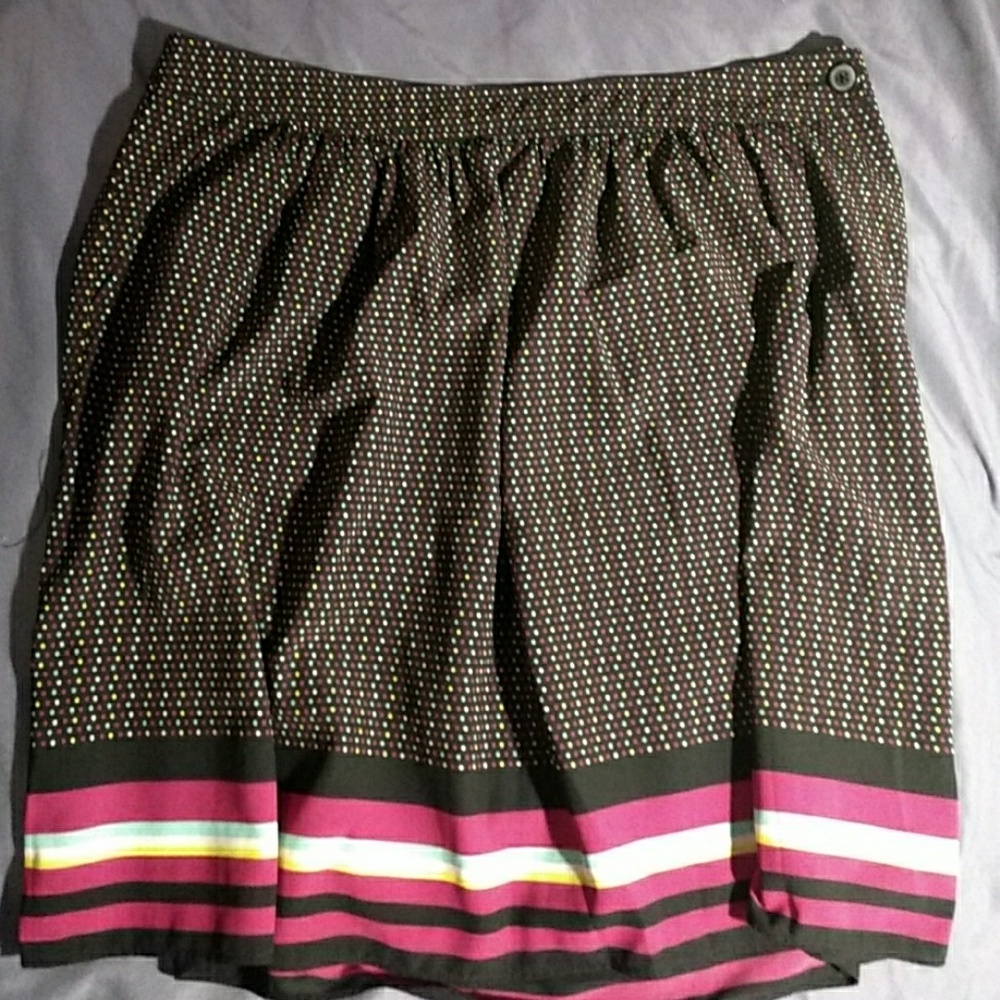 Skirt with Pockets